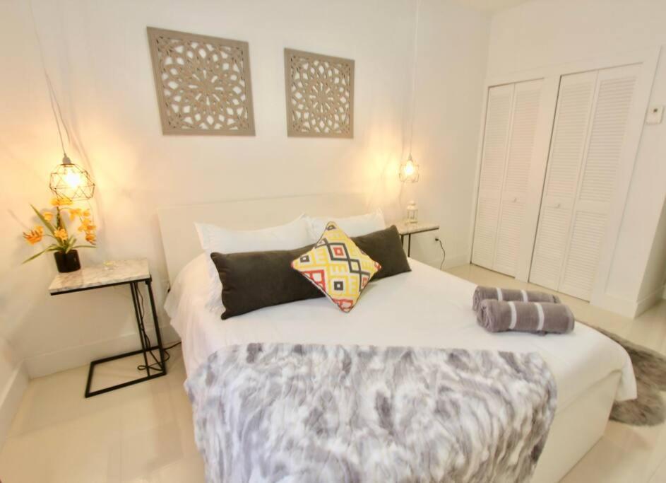 شقة Modern 1/1, Half A Block From The Ocean ميامي بيتش المظهر الخارجي الصورة